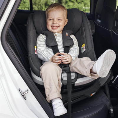 BeSafe Beyond 360 fresh black cab