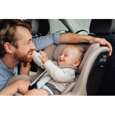 BRITAX Autosedačka Dualfix 5Z Style, Carbon Black