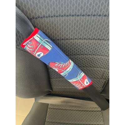 Polstrování na bezpečnostní pás - kecky